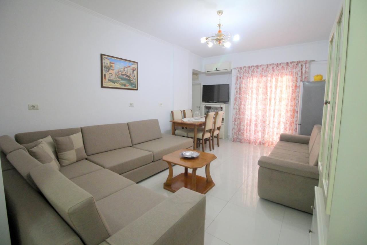 Klajdi Apartaments Sarande Exterior photo